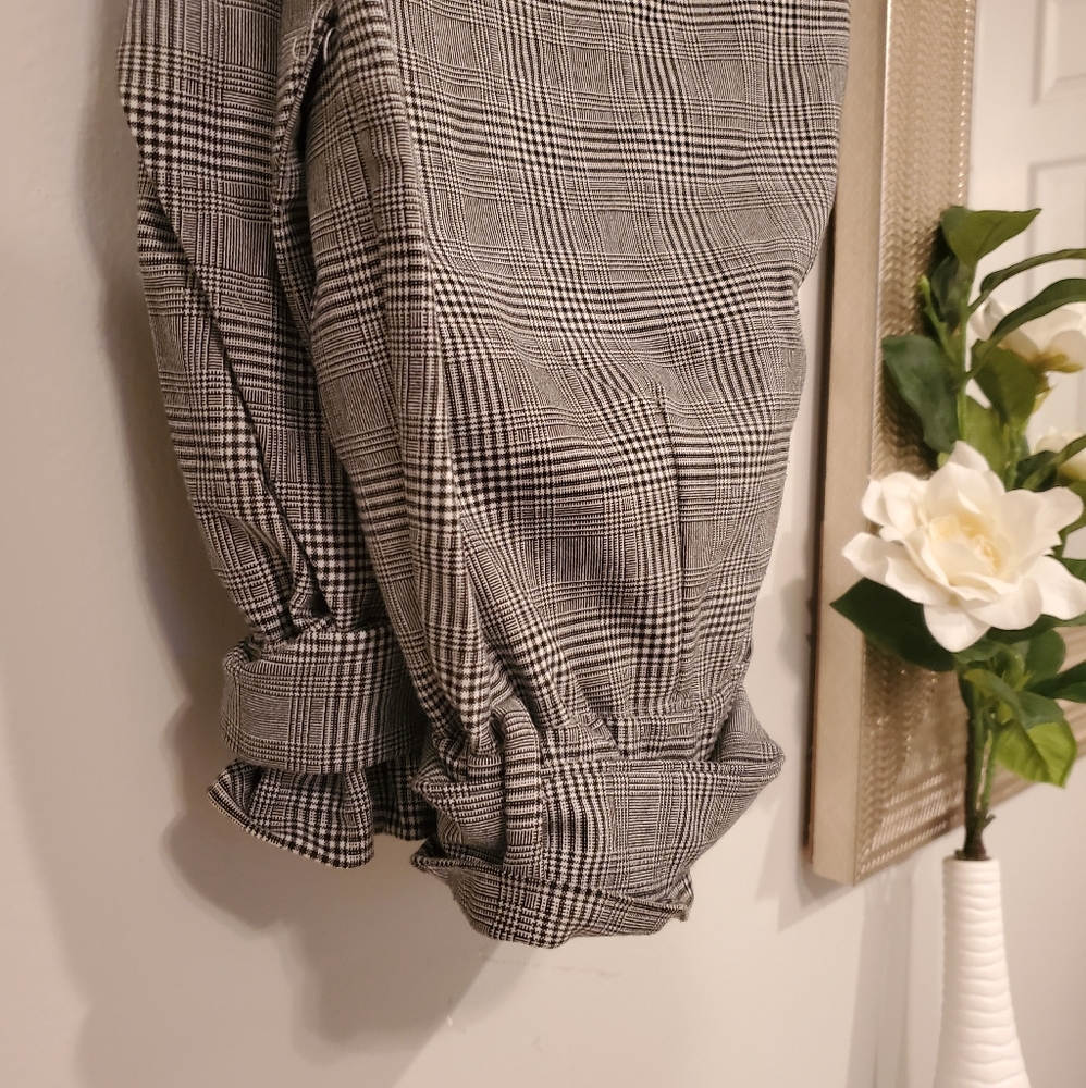 H&M Belted Paperbag Plaid Straight Pants